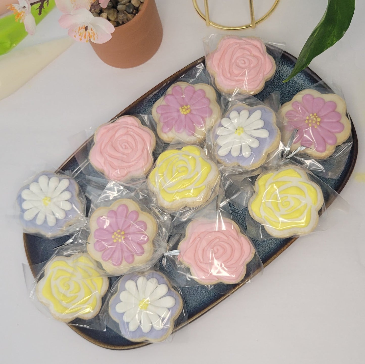 Individually Bagged & Stickered Dozen Upgrade - Decorated Cookies Only